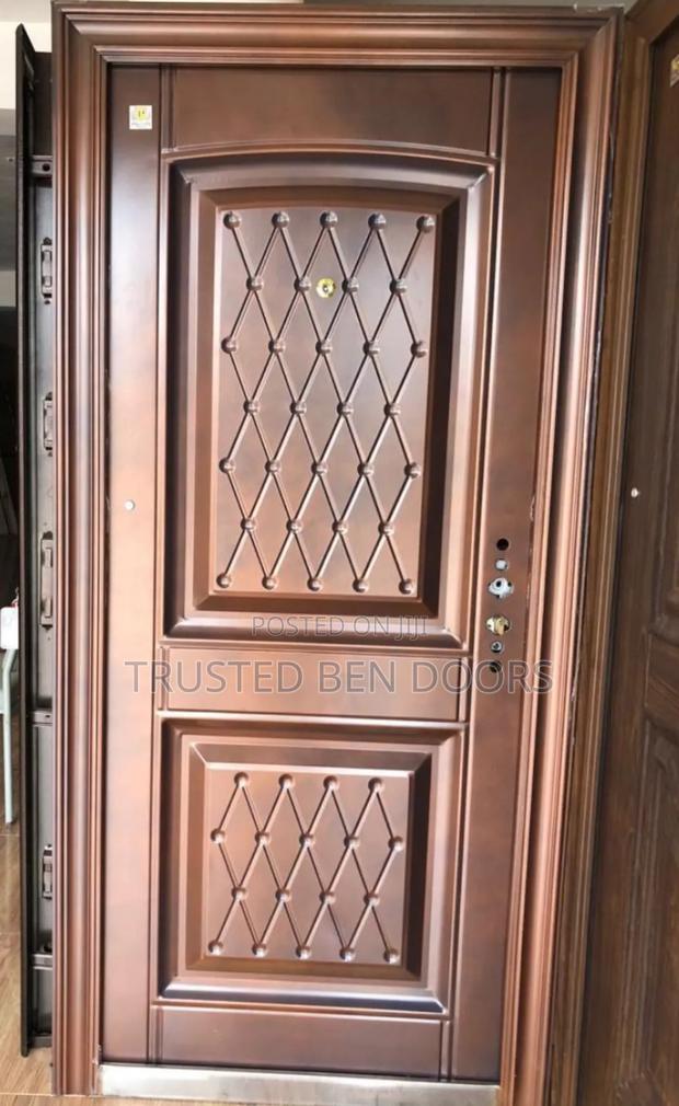 Anti Rust Paladin Security Door For Harsh Weather Conditions (3ft) · Photo 1