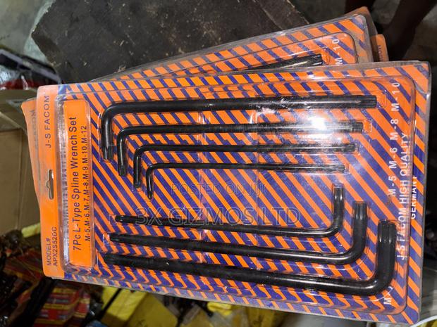 Spline Set · Photo 2