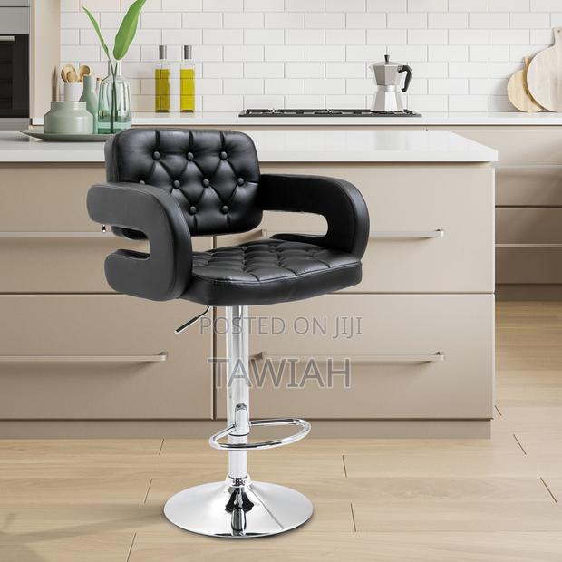 Salon Chairs · Photo 3