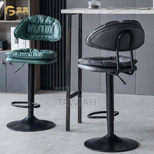 Kitchen Chairs · Photo 4