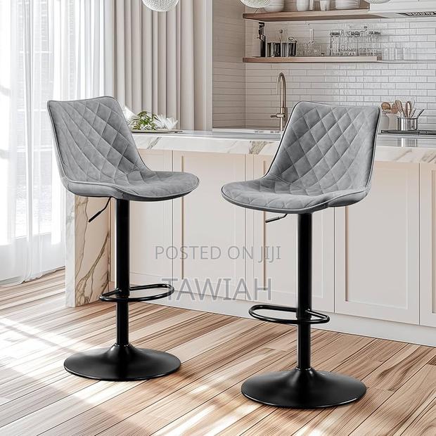 Counter Height Leather Stool · Photo 2