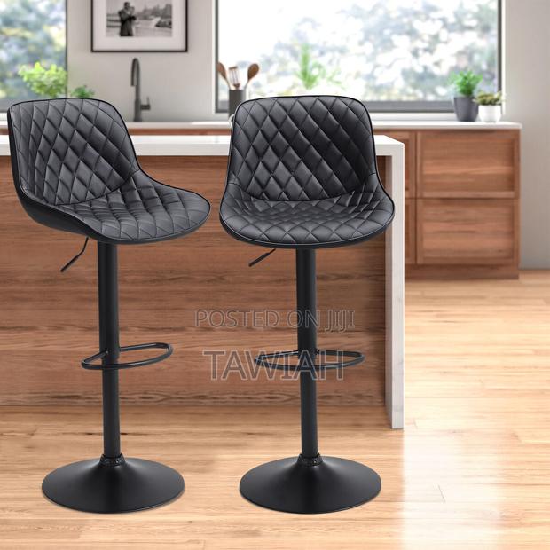 Counter Height Leather Stool · Photo 3