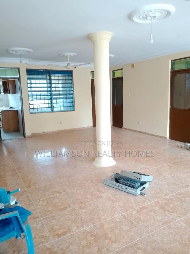 3bdrm Apartment in Community 18 Area, Spintex for rent · Photo 4