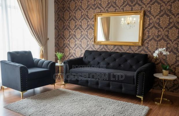 Luxurious Velvet Sofa Set – Elegant Comfort for Your Living Room · Photo 1