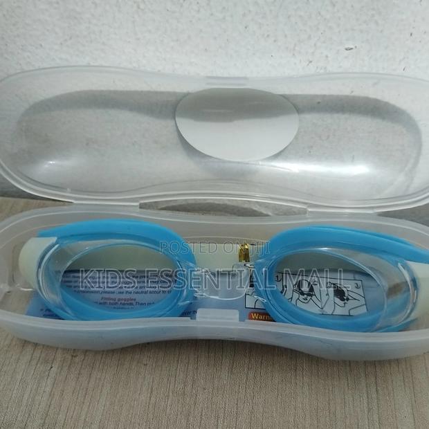Goggles With Case for Children 1 to 12 · Photo 2