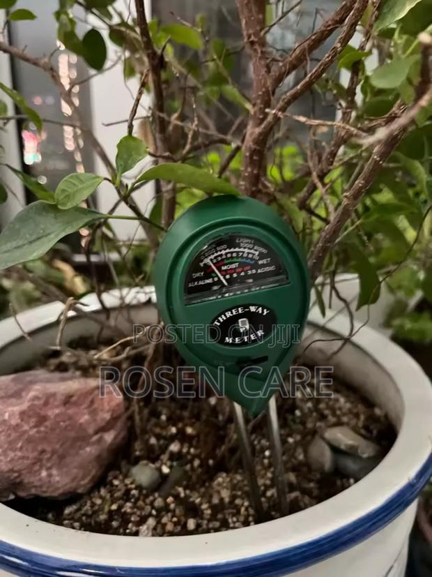 3 in 1 Soil Ph Meter Sunlight Ph Tester Flowers Moisture Plants · Photo 2