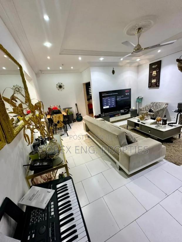 2bdrm House in Com 25, Tema Metropolitan for sale · Photo 6