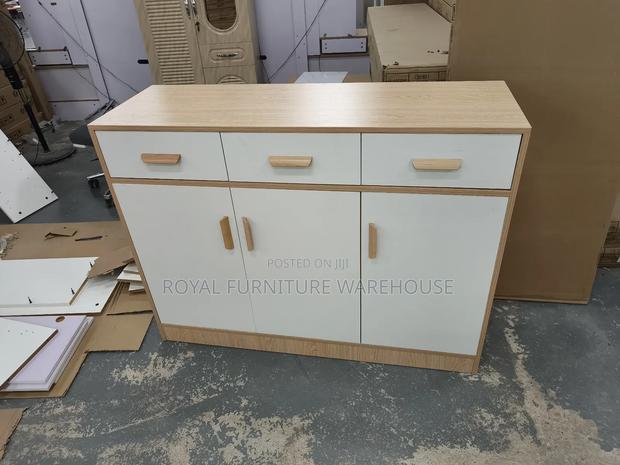 Dining Room Cupboard (Tg719) · Photo 2