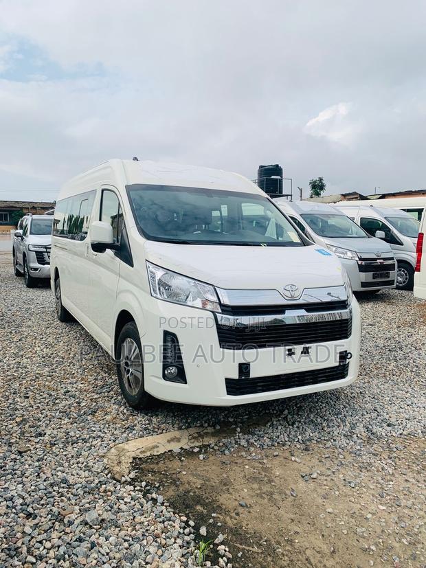 New Toyota HiAce 2025 White · Photo 1
