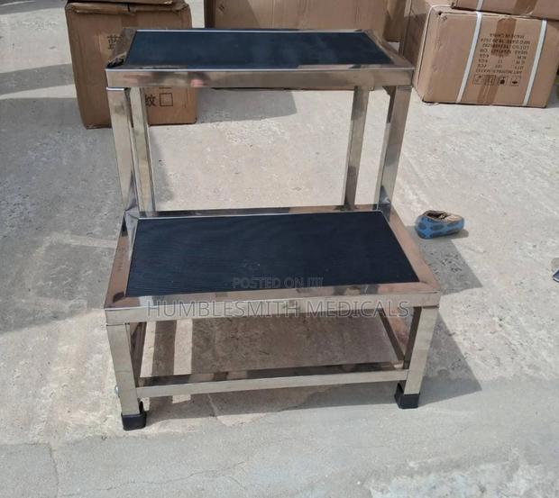 Stepping Stool Double · Photo 2
