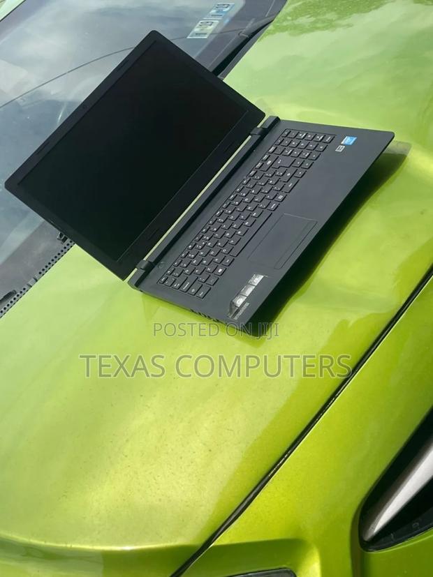 Laptop Lenovo IdeaPad 330C 4GB Intel Core I7 HDD 500GB · Photo 2