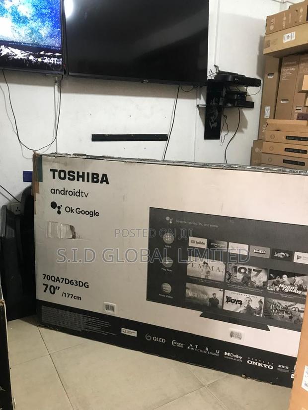 Toshiba Dolby Audio 70" Qled Tv · Photo 1