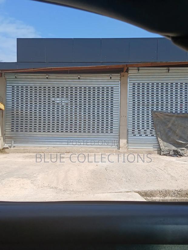 Multi Calo Roller Door · Photo 2