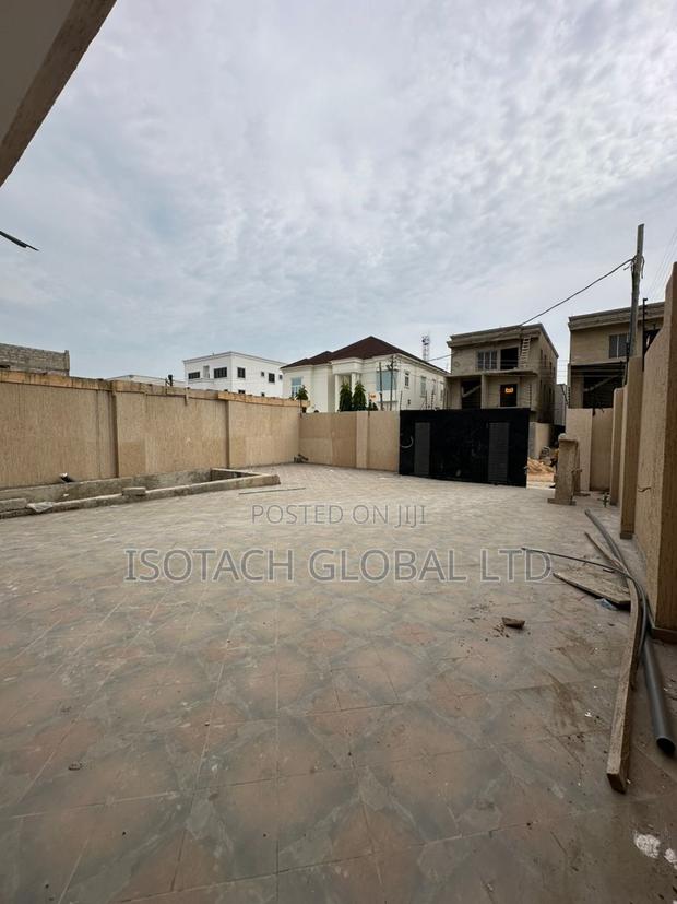 4bdrm House in East Legon for sale · Photo 5