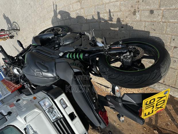 Kawasaki 2017 Black · Photo 4