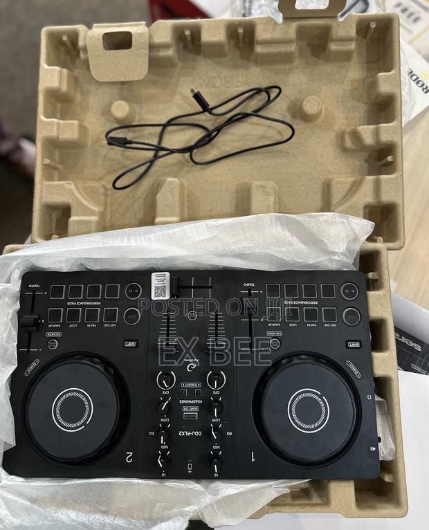 Pioneer DDJ-Flx2 Dj Controller for Rekordbox, Serato Dj Lite, and Djay · Photo 2