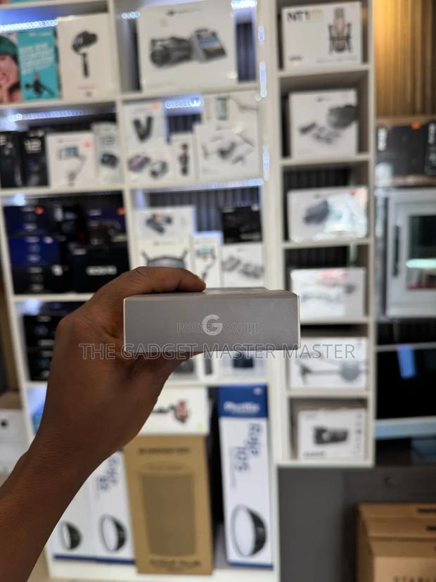 New Google Pixel 10 Pro XL 512 GB · Photo 4