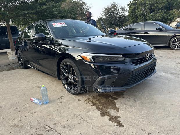 Honda Civic Sport CVT 2023 Black · Photo 5
