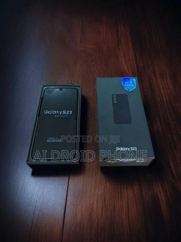New Samsung Galaxy S23 128 GB Silver · Photo 2