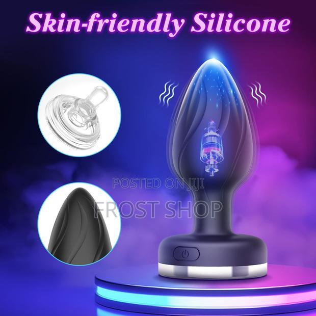Anal Vibrating Butt Plug With Flashing Light Base · Photo 2