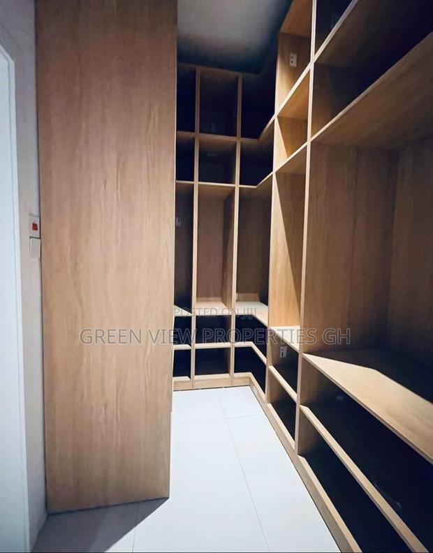 4bdrm Duplex in East Legon for sale · Photo 7