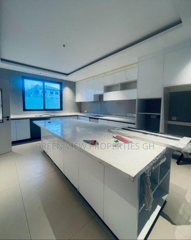 4bdrm Duplex in East Legon for sale · Photo 4