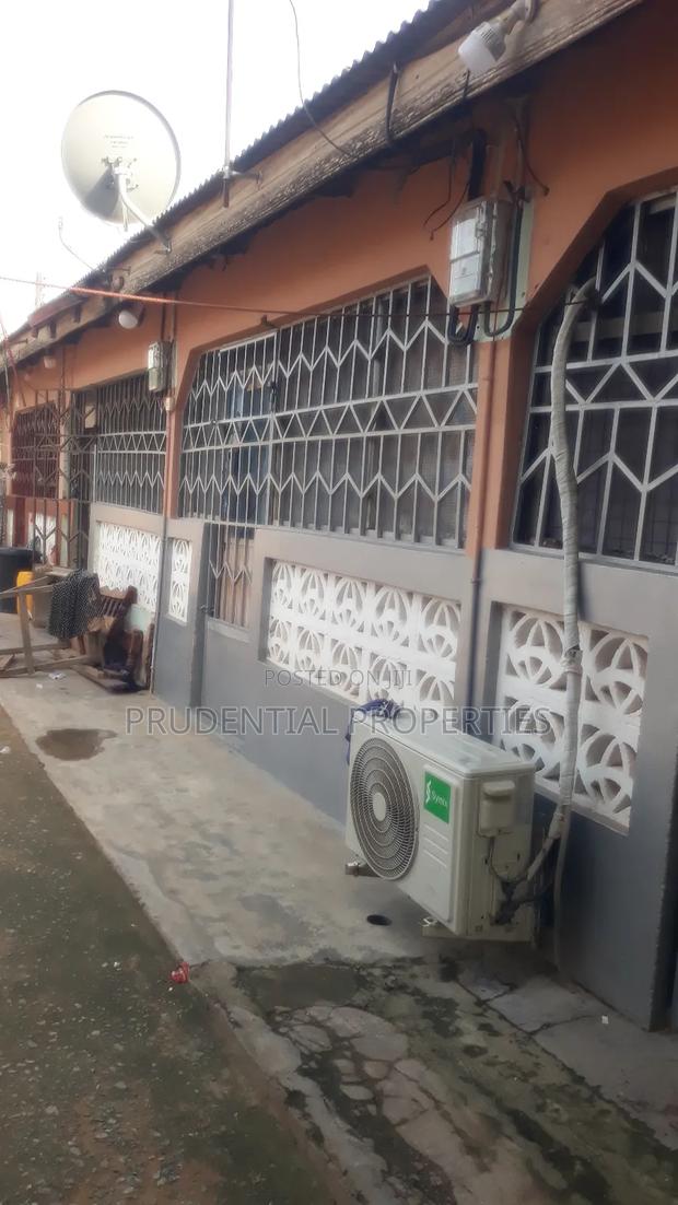 5bdrm House in Sowutwuom for sale · Photo 2