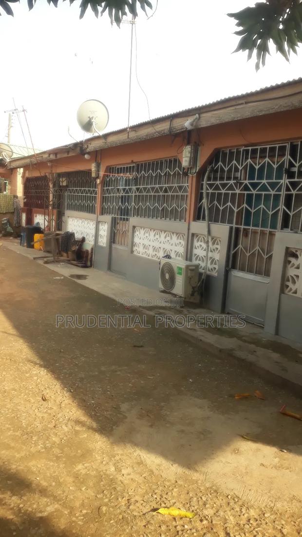 5bdrm House in Sowutwuom for sale · Photo 5