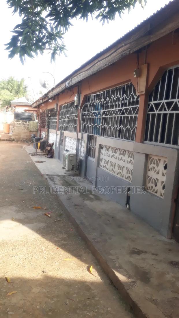5bdrm House in Sowutwuom for sale · Photo 7