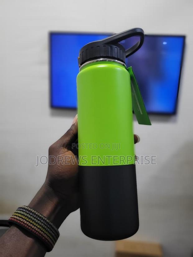 Oraimo Thermogo S710 710ml Double Insulation Insulated Water Bottle · Photo 1