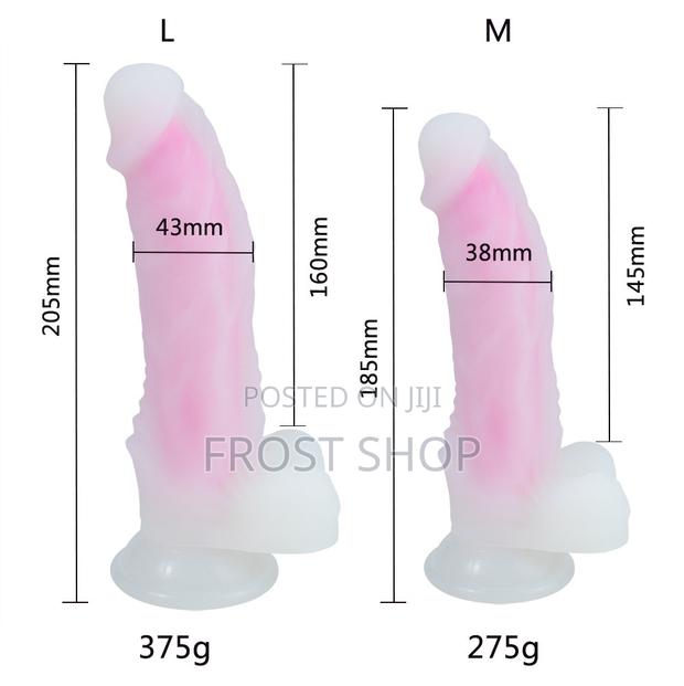 Glow in the Dark Dildo | Realistic Texture With Suction Cup · Photo 6