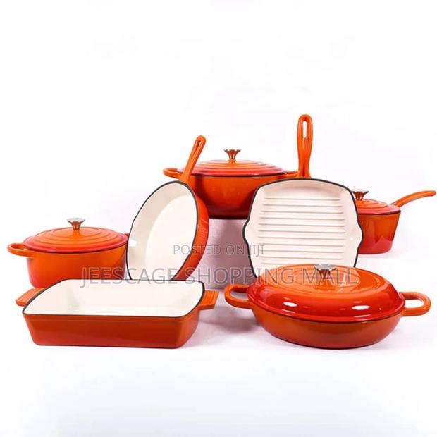 7-Piece Enameled Cast Iron Cookware Set · Photo 1