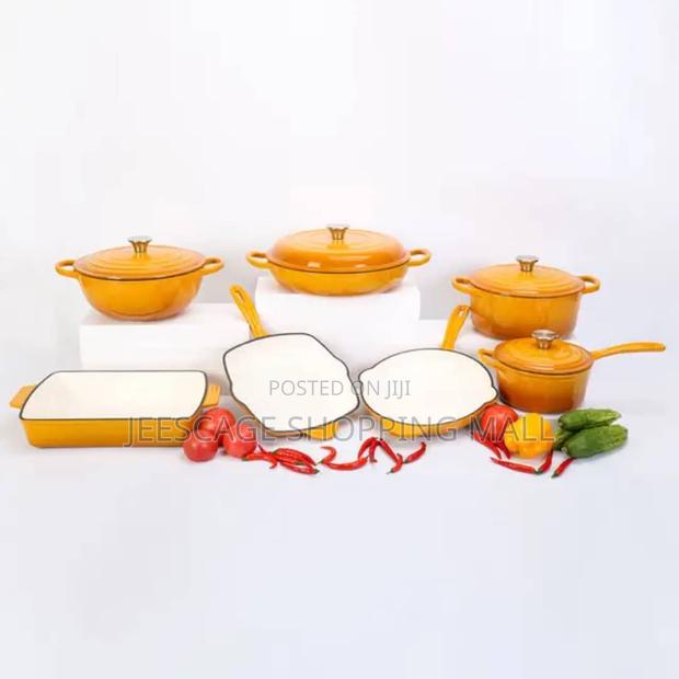 7-Piece Enameled Cast Iron Cookware Set · Photo 6