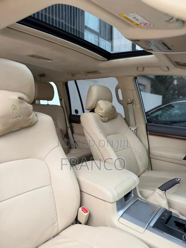 Toyota Land Cruiser 4.5 V8 TD 2017 White · Photo 2