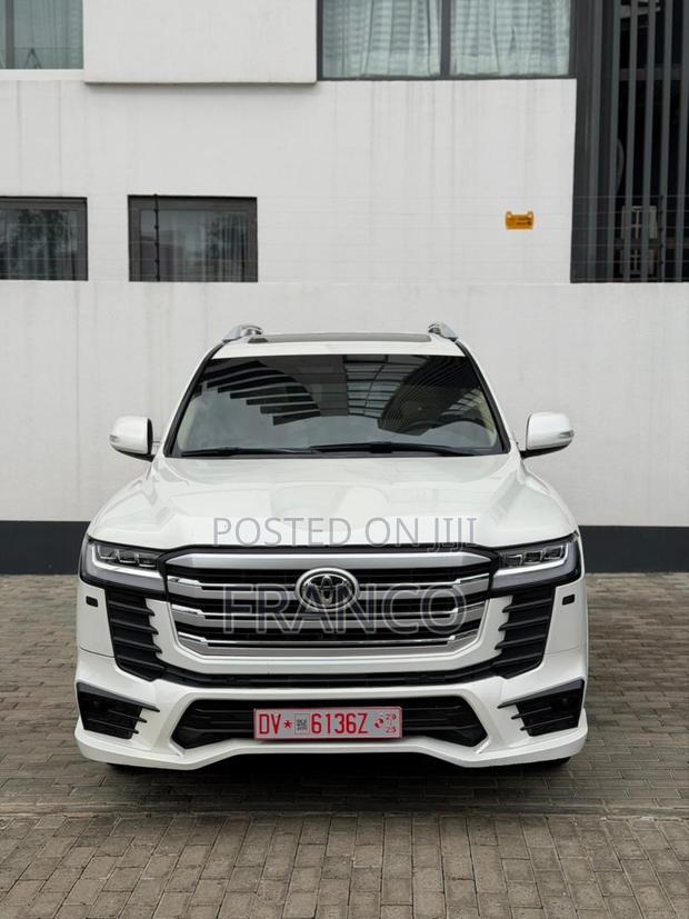 Toyota Land Cruiser 4.5 V8 TD 2017 White · Photo 4