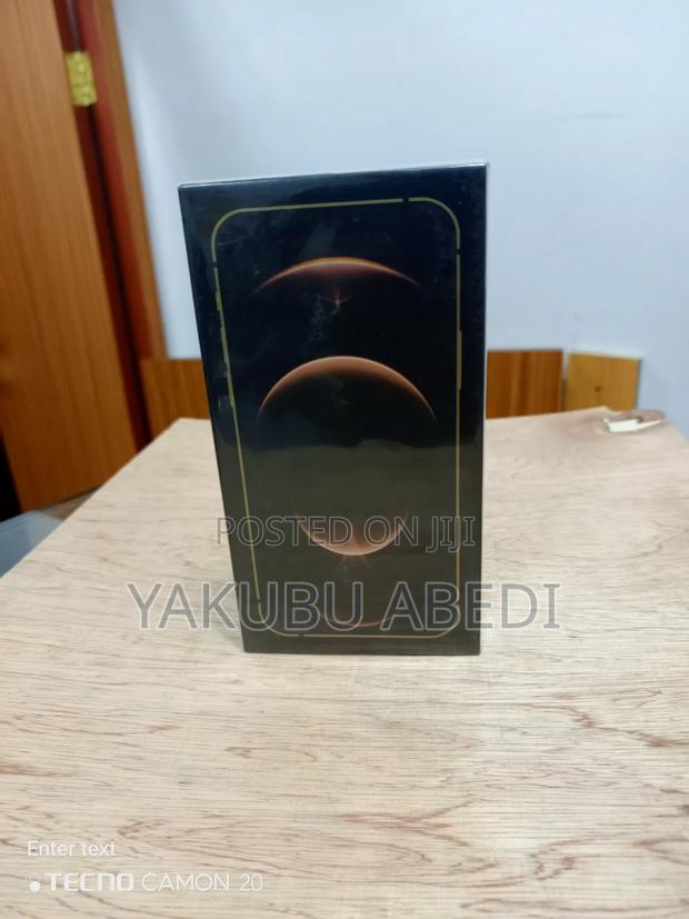 New Apple iPhone 12 Pro Max 128 GB Gold · Photo 1