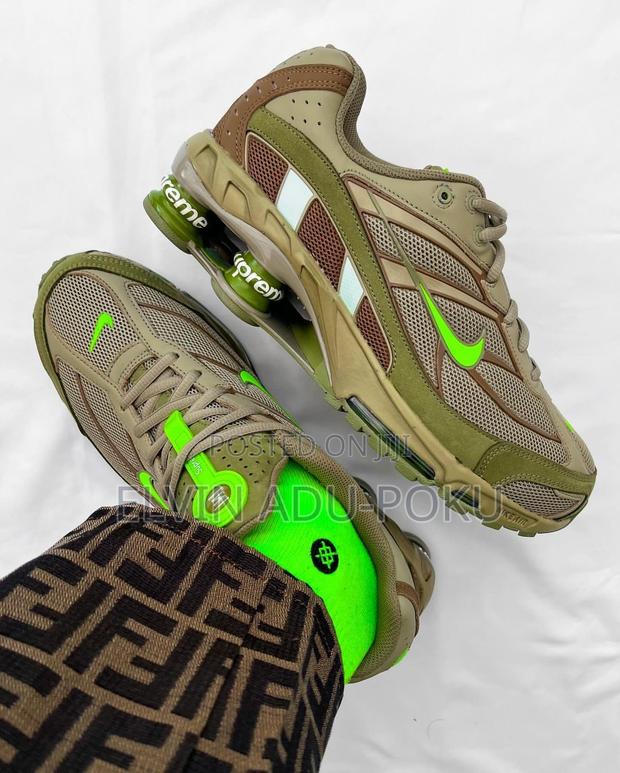 Nike Shox Tl In Different Colours , Swipe >>>>> · Photo 3