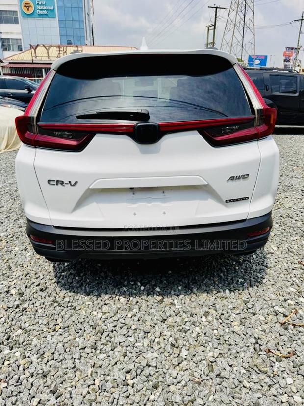 Honda CR-V Special Edition 2021 White · Photo 1