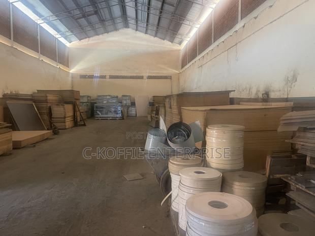 1100 SQM Warehouse at Spintex for Rent · Photo 1