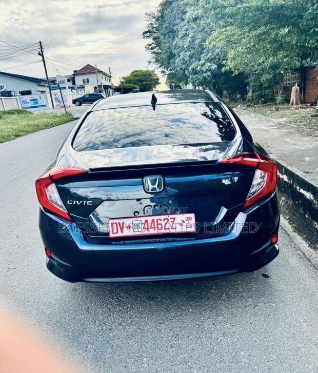 Honda Civic EX-T Sedan 2018 Blue · Photo 4