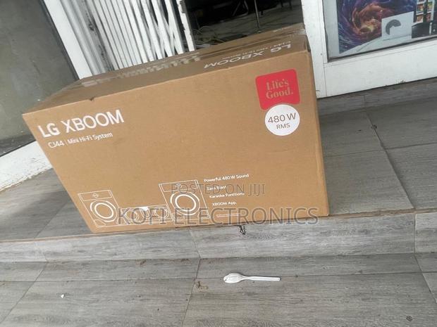 Lg Xboom the Royal Wave of Pure Sound · Photo 1