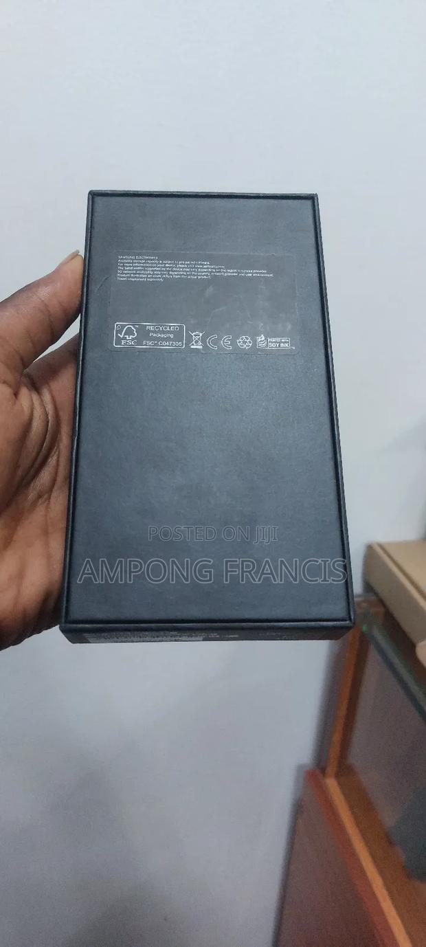 New Samsung Galaxy S23 FE 128 GB Black · Photo 2