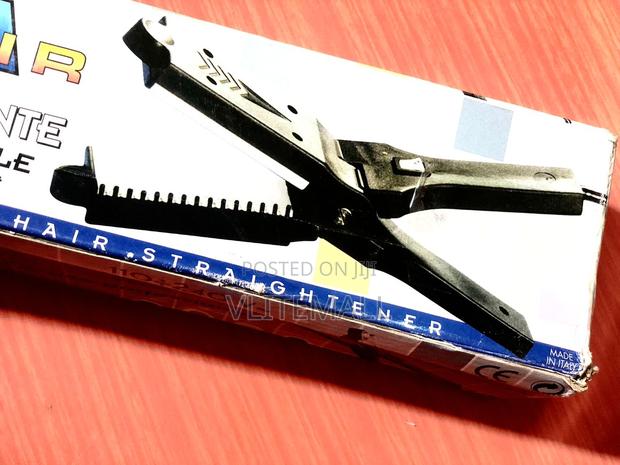 Unikar Professional Hair Straightene · Photo 4