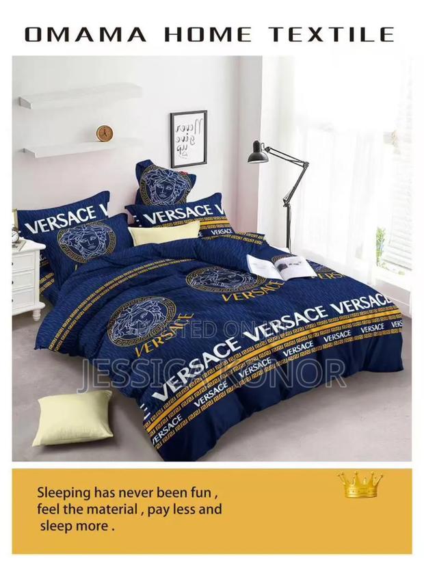 Bedsheet With 3 Pillowcases (King Size) · Photo 1