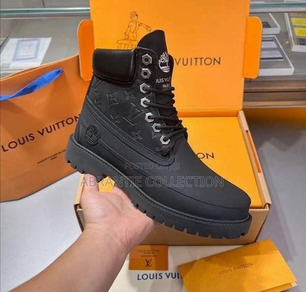 Louis Vuitton X Timberland Boots Available · Photo 2