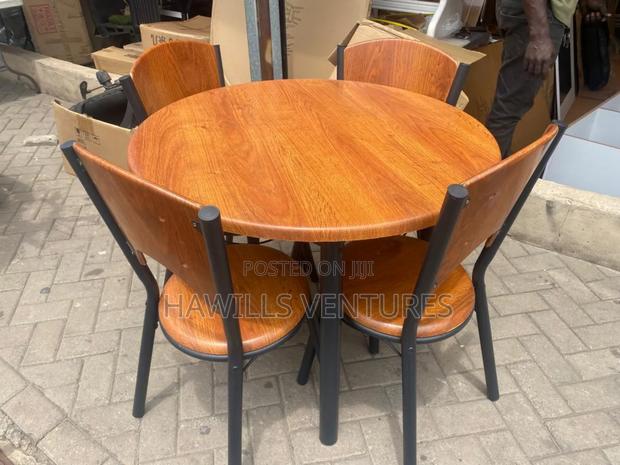 Restaurant Table and Chair · Photo 1
