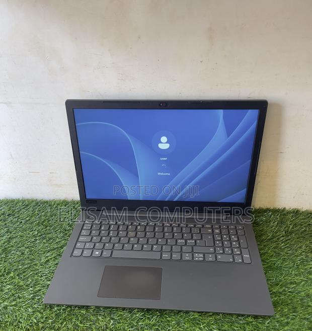 Laptop Lenovo V330 8GB Intel Core i5 SSD 256GB · Photo 3