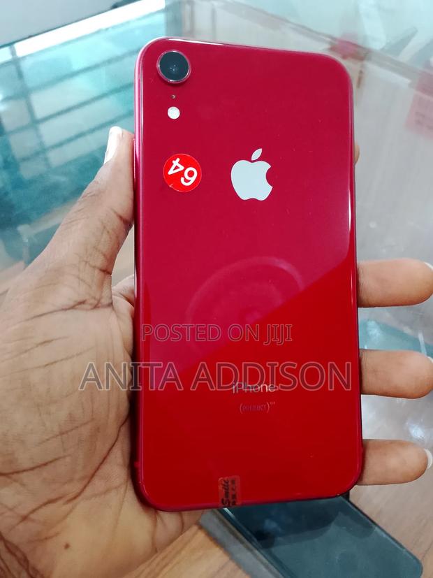 New Apple iPhone XR 64 GB Red · Photo 4