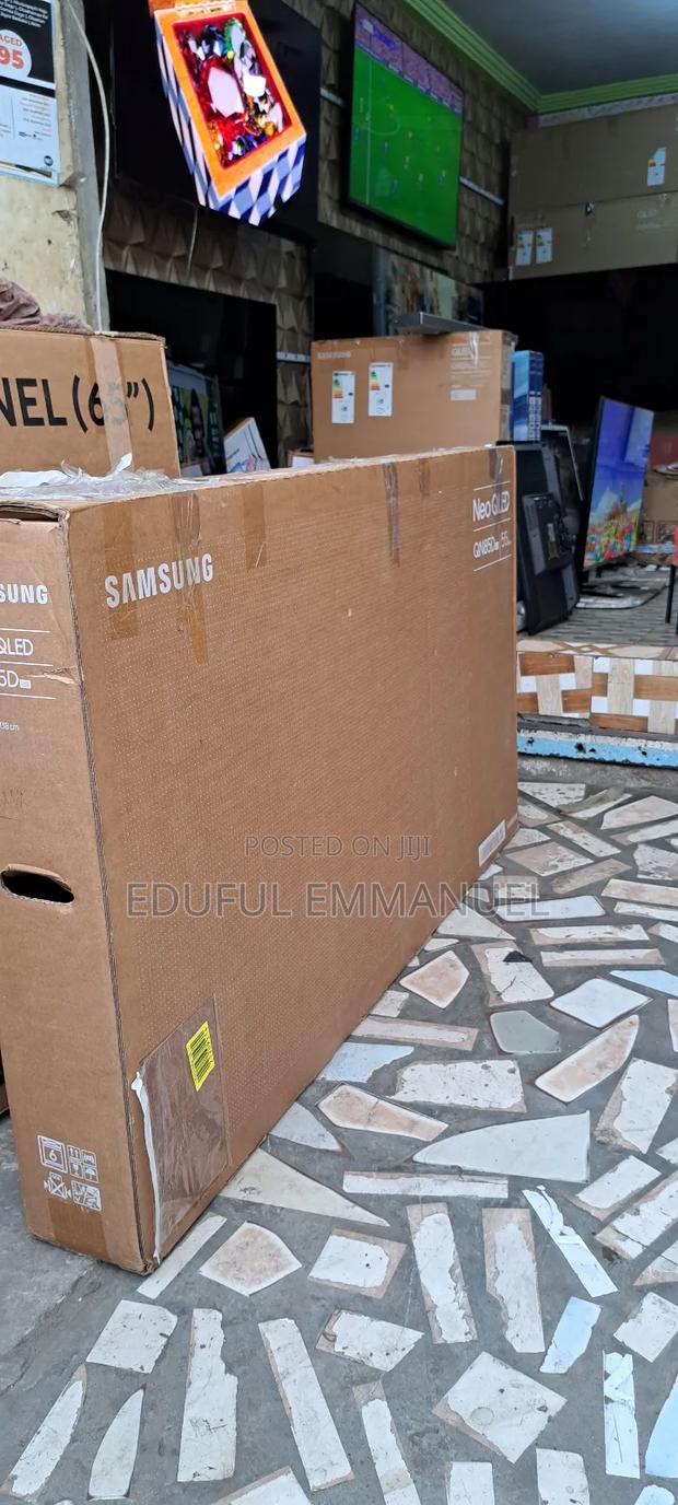 Samsung 55" Neo Qled Qn85d Uhd Smart 2024/25 Apple Airplay · Photo 2