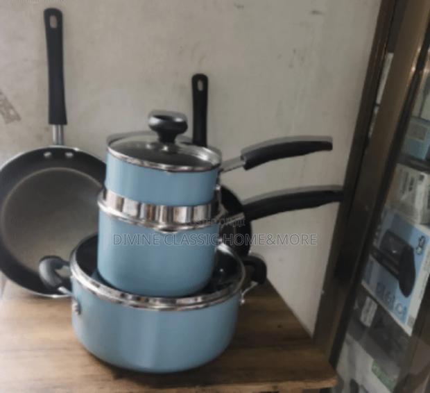 Farberware Easy Clean 12 PCS Nonstick Cookware Set With Cooking Tools · Photo 5